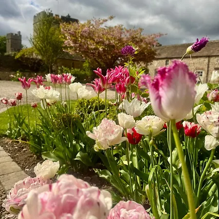 The Cart House At Snape Castle Mews