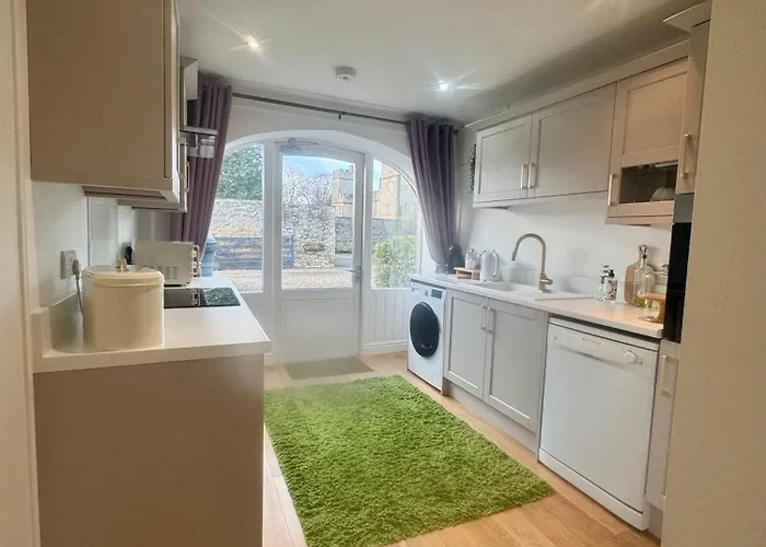 Semesterbostad The Cart House At Snape Castle Mews *